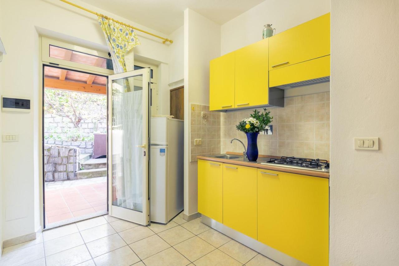 Simona Giardino Apartment Fetovaia Exterior photo